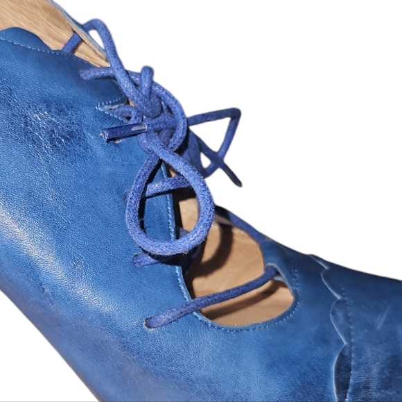 Miz Mooz Blue Leather Lace-up Heeled Pumps - Picture 7 of 14